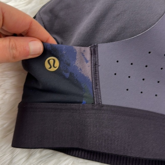 Lululemon Take The Moment Bra *Print Washed Camo Small Dark Indigo Multi - Picture 3 of 5